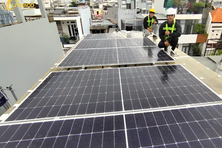 Lắp đặt hoàn thiện hệ thống điện mặt trời có lưu trữ 3,5kWp/14,34kWh Anh Tuấn Anh tại Quận 10- HCM