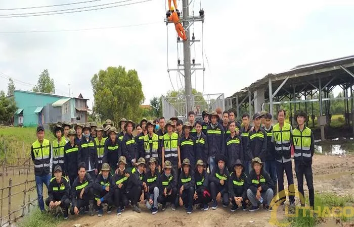 Điện mặt trời nối lưới 999kW