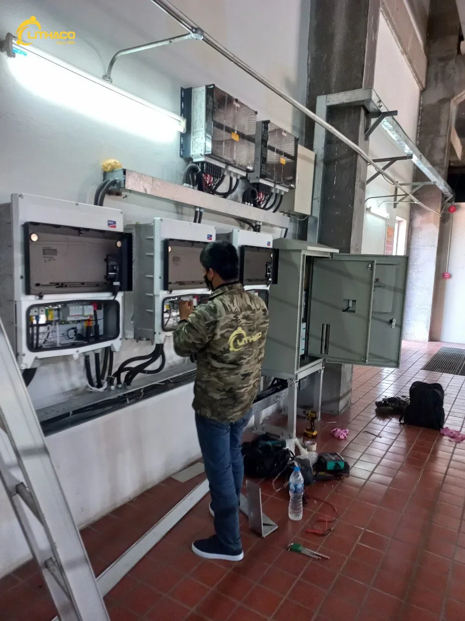 Hệ thống điện mặt trời 200kWp Nhà máy nước Hóa An